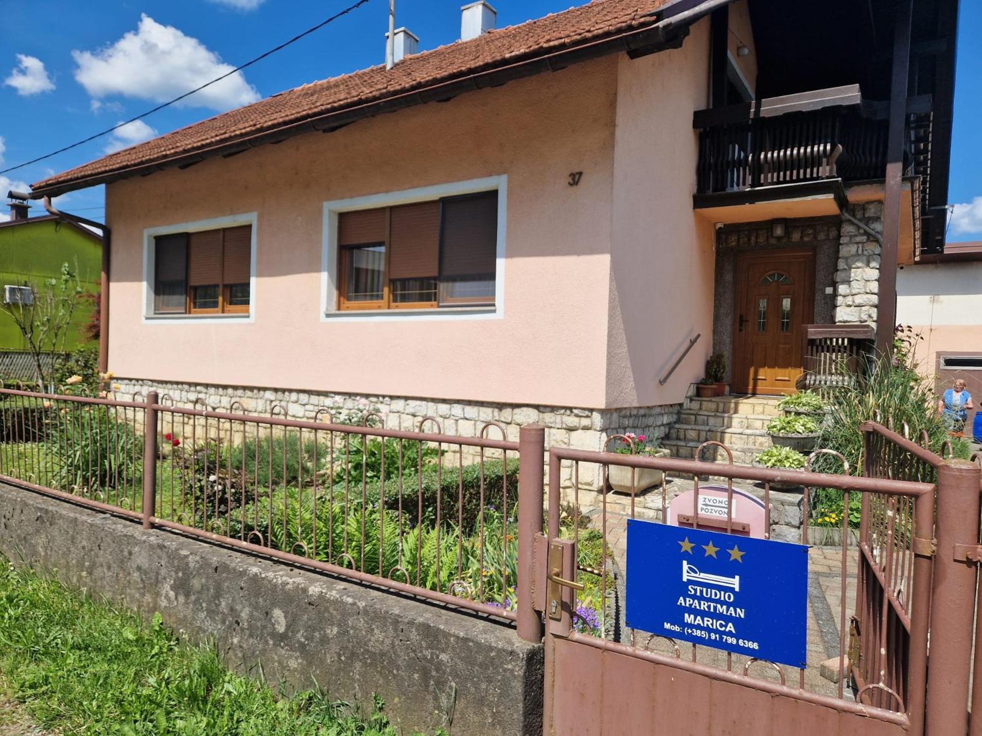 Studio Apartman Marica - Ogulin, Hrvatska Extérieur photo